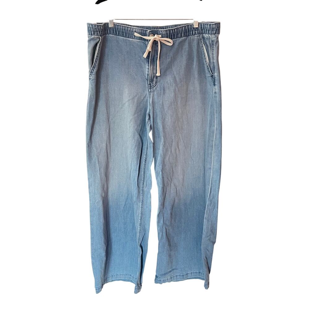 American Eagle Stretch Low rise Ultra Wide Leg Pull-on Jeans Light Blue SZ XL L - Picture 2 of 6